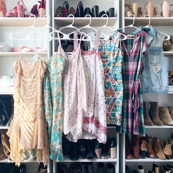 Welcome to my closet! - Picture 3 of 3